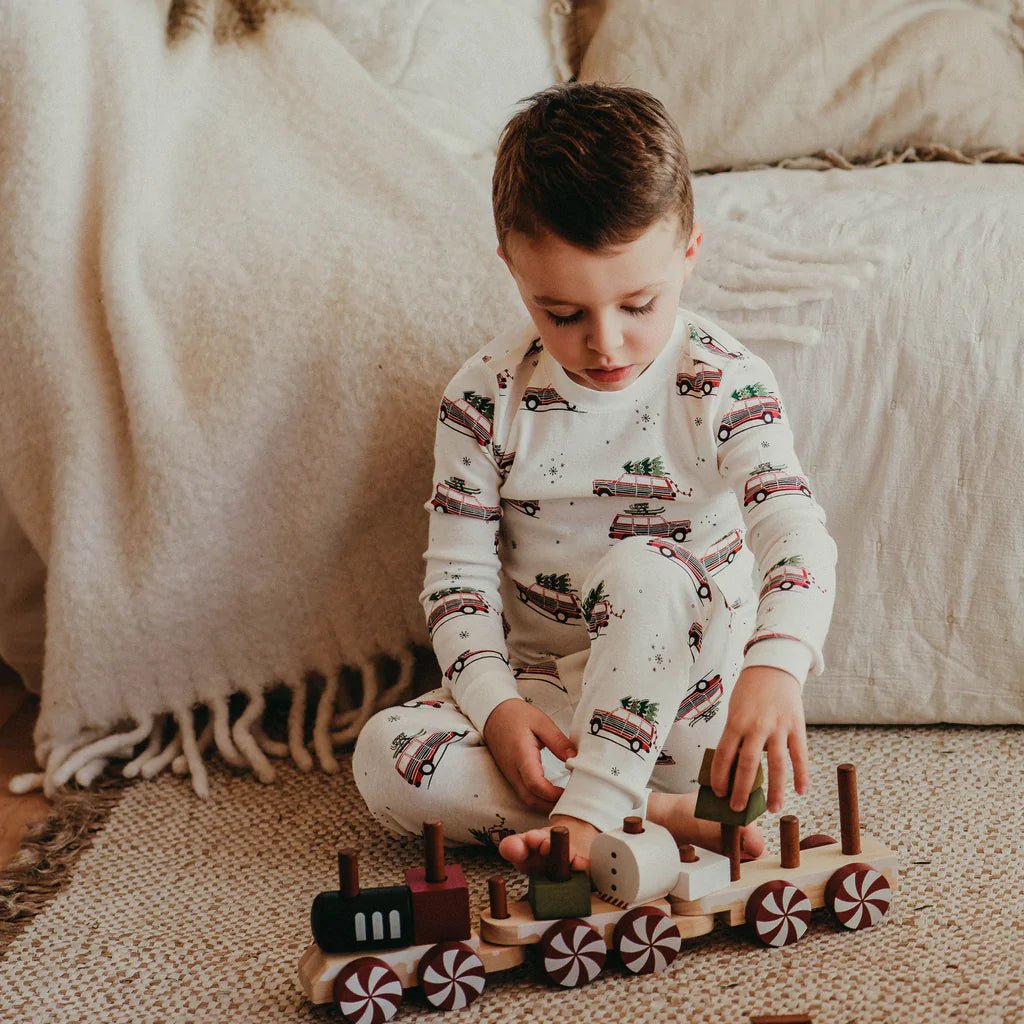 Petit Lem 2pc PJ Set w/Festive Print _Off - White 22HRS63424B - NorthBoys
